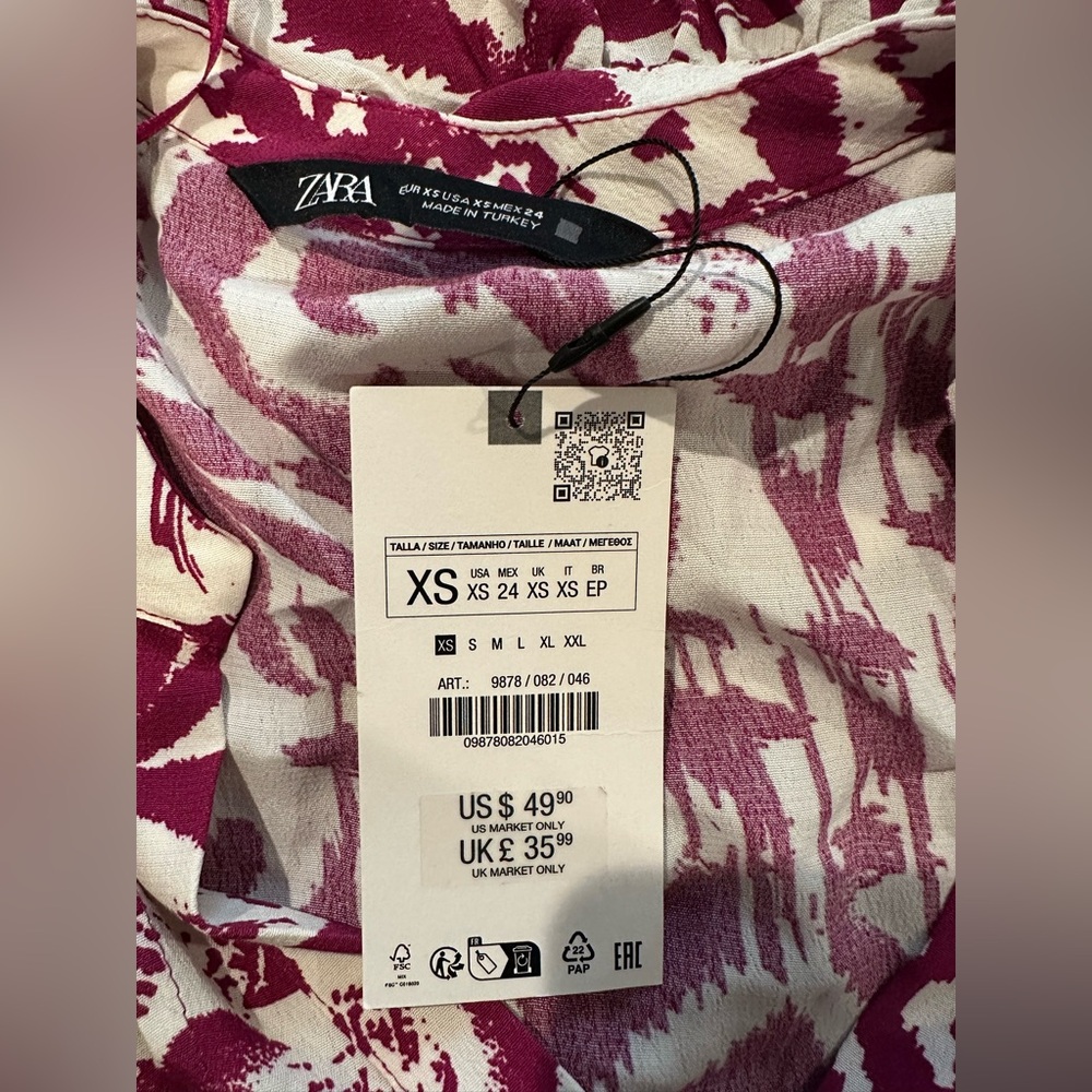 New with tags PRINTED MINI DRESS from Zara size XS 
Y2K style , bohemian, casual - Picture 7 of 7